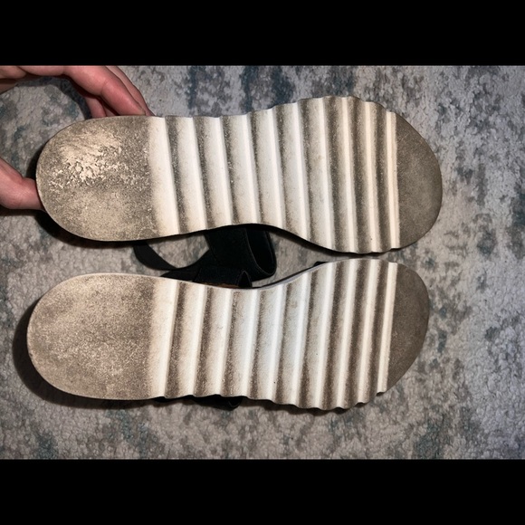 Steve Madden platform sandals - Picture 4 of 5